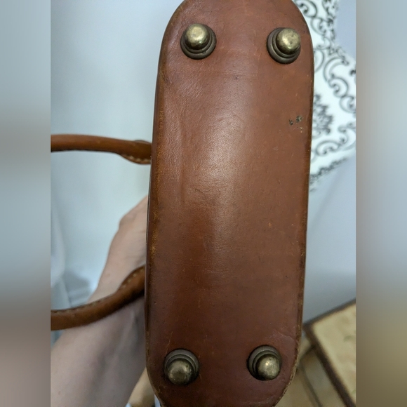 Dooney & Bourke crossbody - Picture 6 of 16